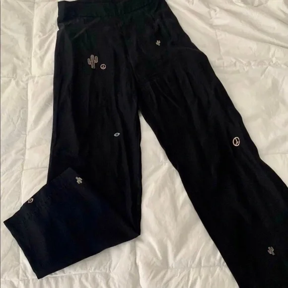 VEDA Uma Silk Pants - Picture 3 of 5